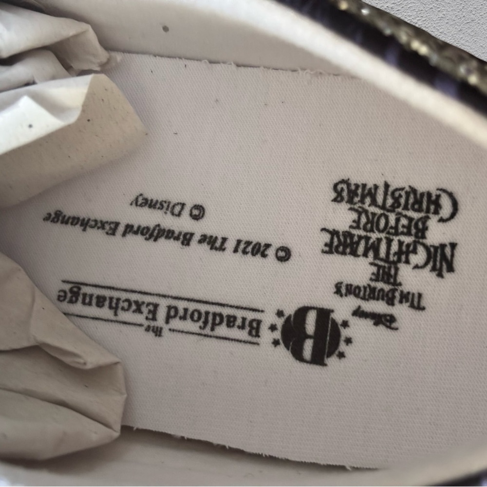 NIGHTMARE BEFORE CHRISTMAS EVER SPARKLE SHOE WOMEN 9. Bradford Exchange - Picture 8 of 9